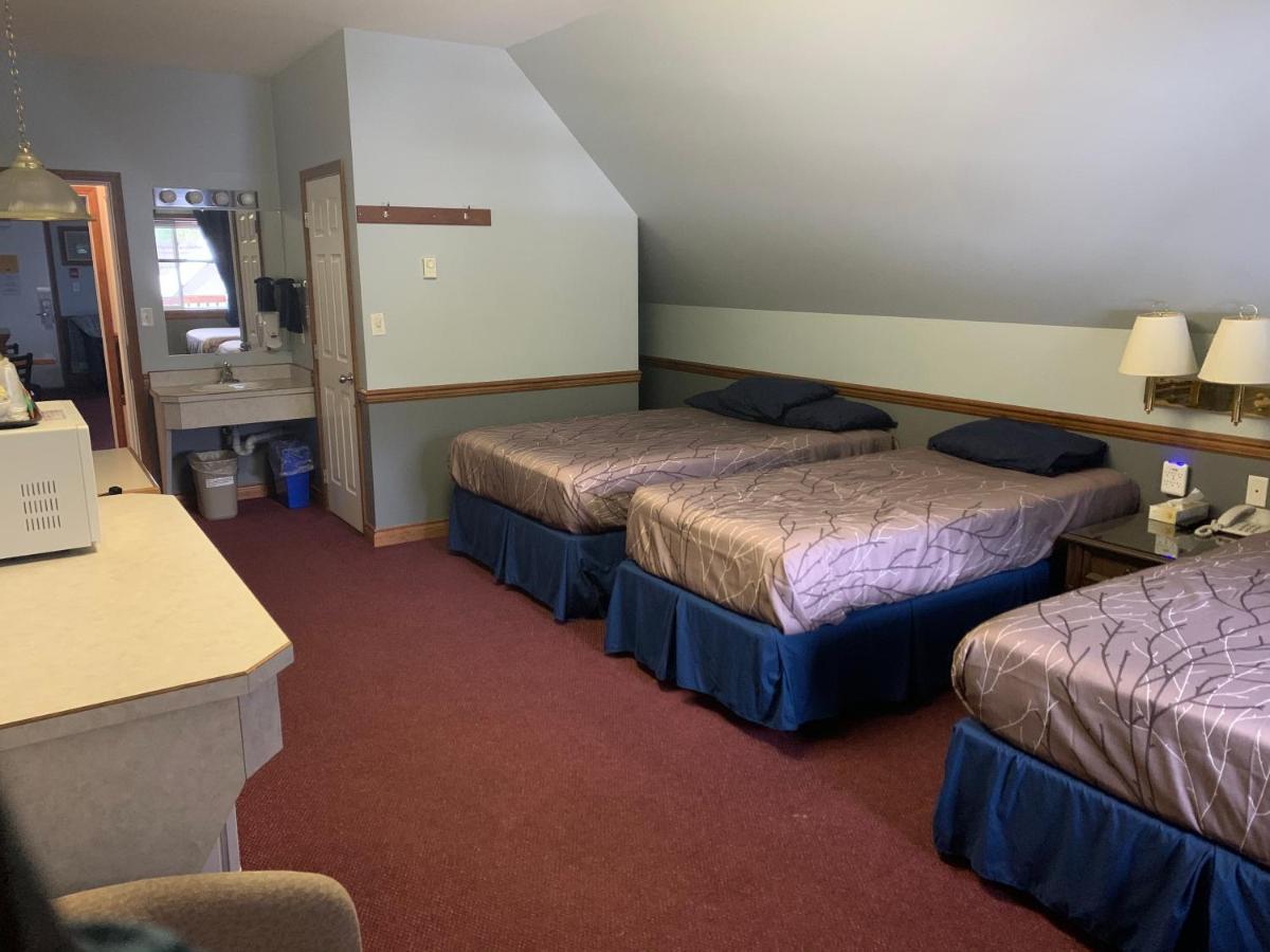 Peaks Lodge Revelstoke Kültér fotó