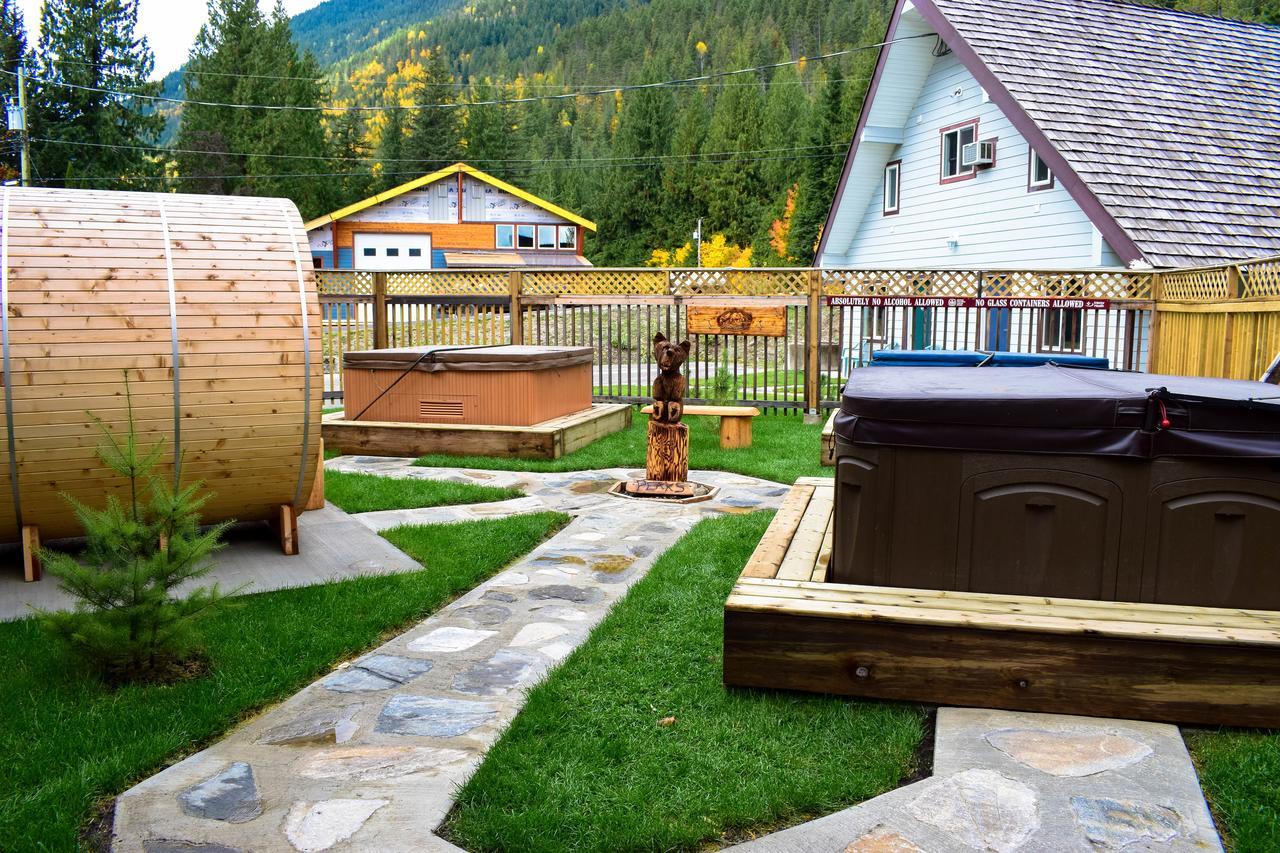 Peaks Lodge Revelstoke Kültér fotó